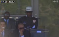 镜头给到看台,NBA球星吉米-巴特勒现身观战巴黎