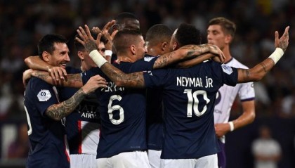 开云娱乐-3比0赢球并未用力 巴黎又认真踢完一场“战术演练”